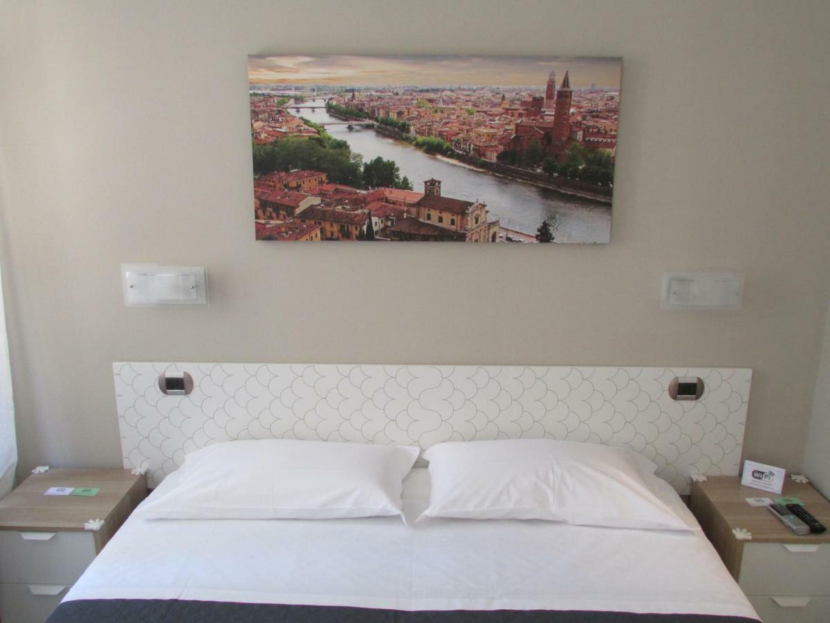 Affittacamere Verona In Bagian luar foto